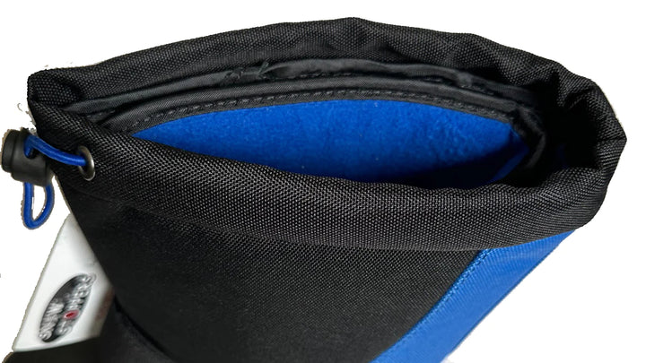 SnowStoppers Snowboots in Black & Blue top