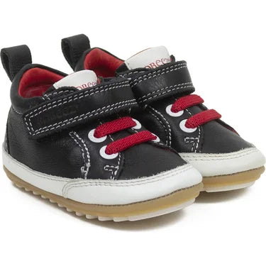 Robeez Mistan in Black
