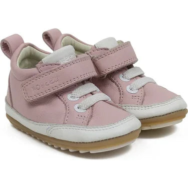 Robeez Mistan in Pink