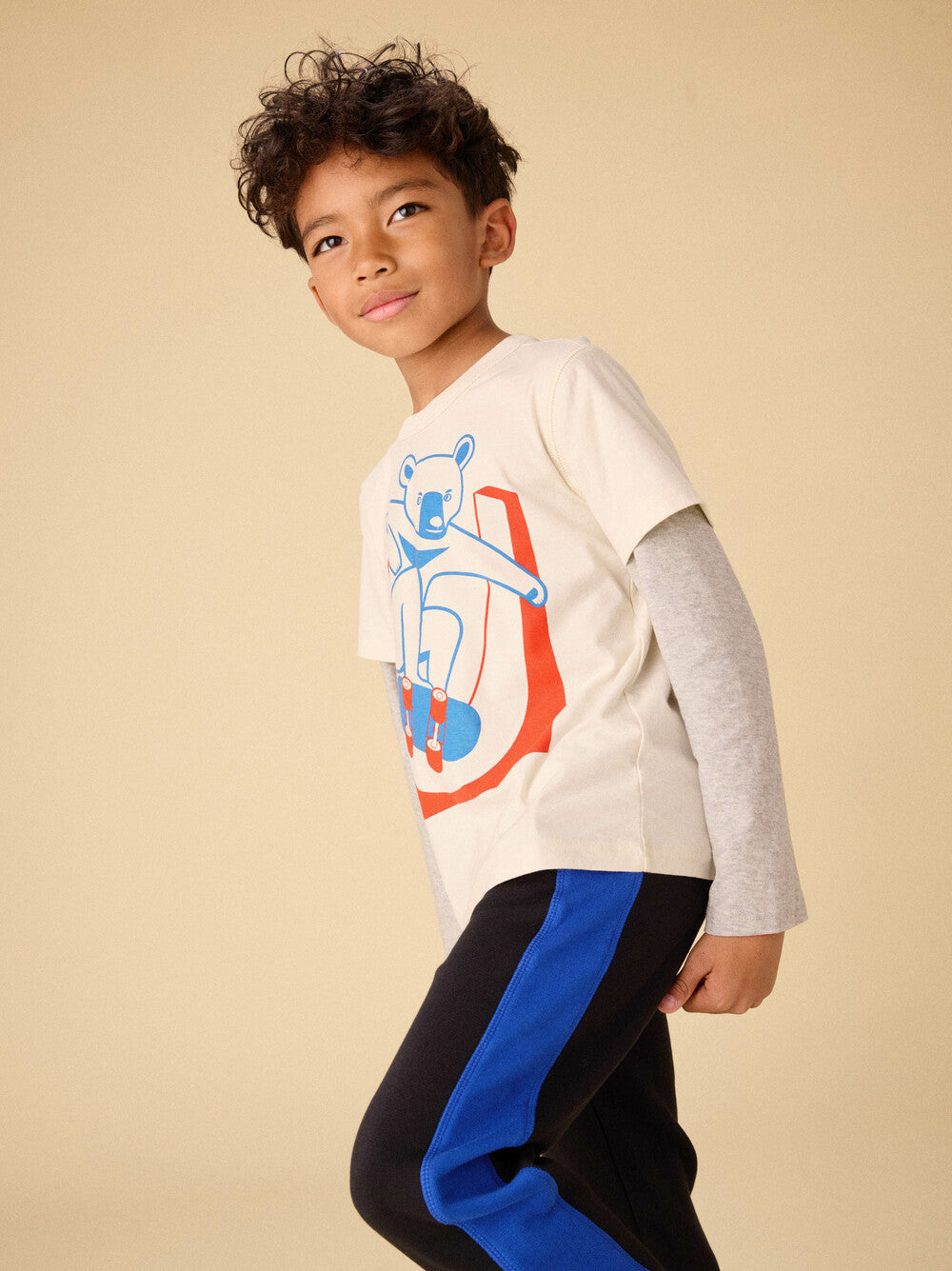 Tea Collection Skater Moon Bear Layered Tee model side