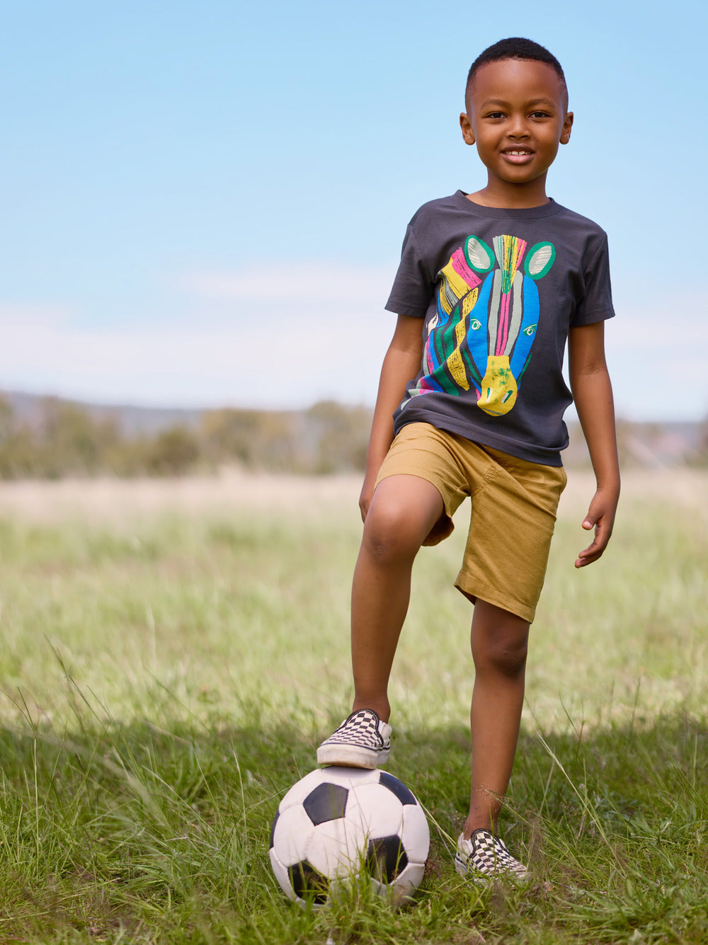 Tea Collection Bright Zebra Tee model