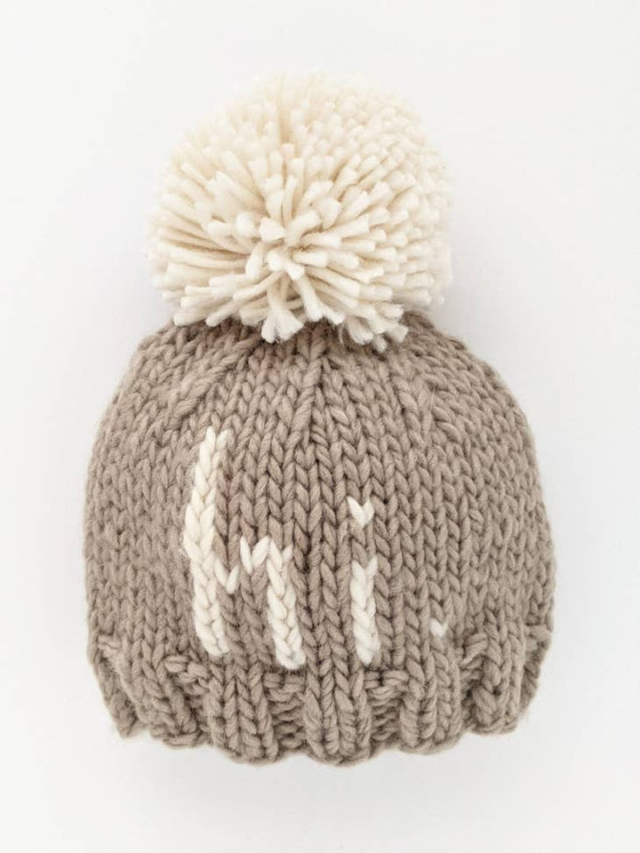 Huggalugs Hi Beanie in Pebble Brown