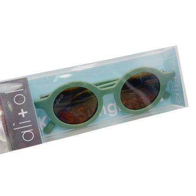 Round Sunglasses in Mint