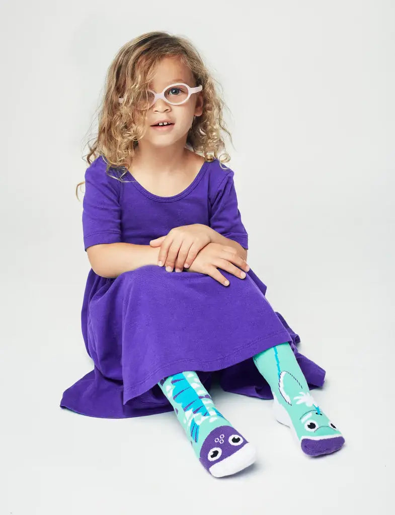 Dolphin & Fish Pal Socks model girl