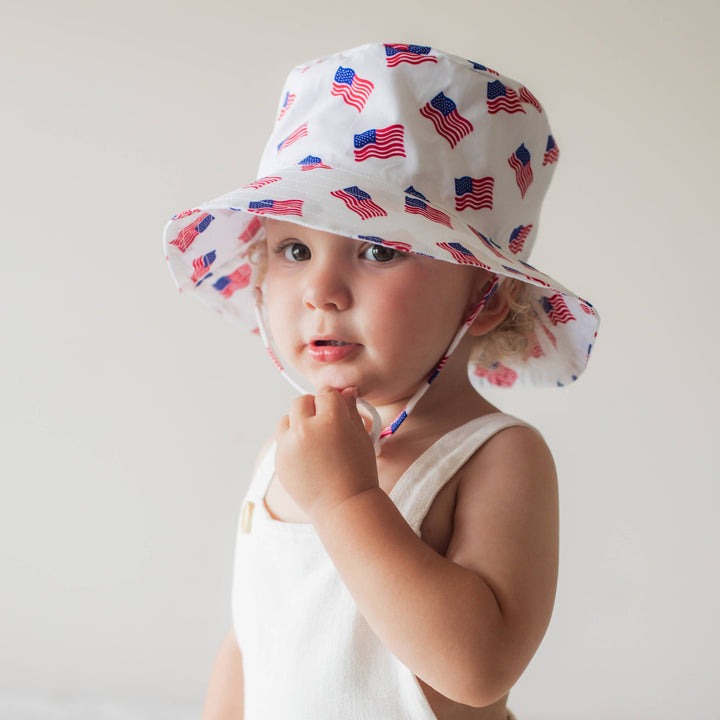 Huggalugs Liberty 4th of July Bucket Hat model side