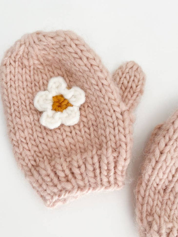 The Blueberry Hill Flower mittens detail