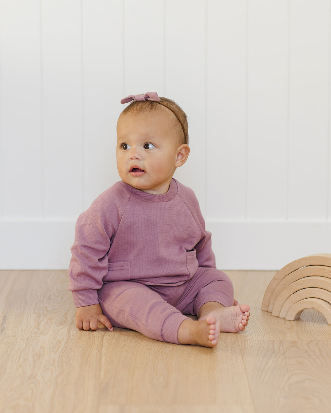 Quincy Mae Mulberry Sweatpants Sweatshirt