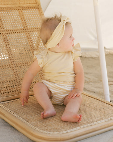 Quincy Mae Bloomers in Yellow Stripe Flutter Sleeve bodysuit model 