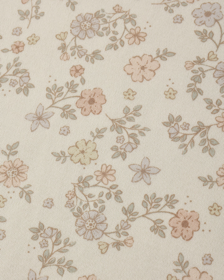 Quincy Mae Floral Vine swatch