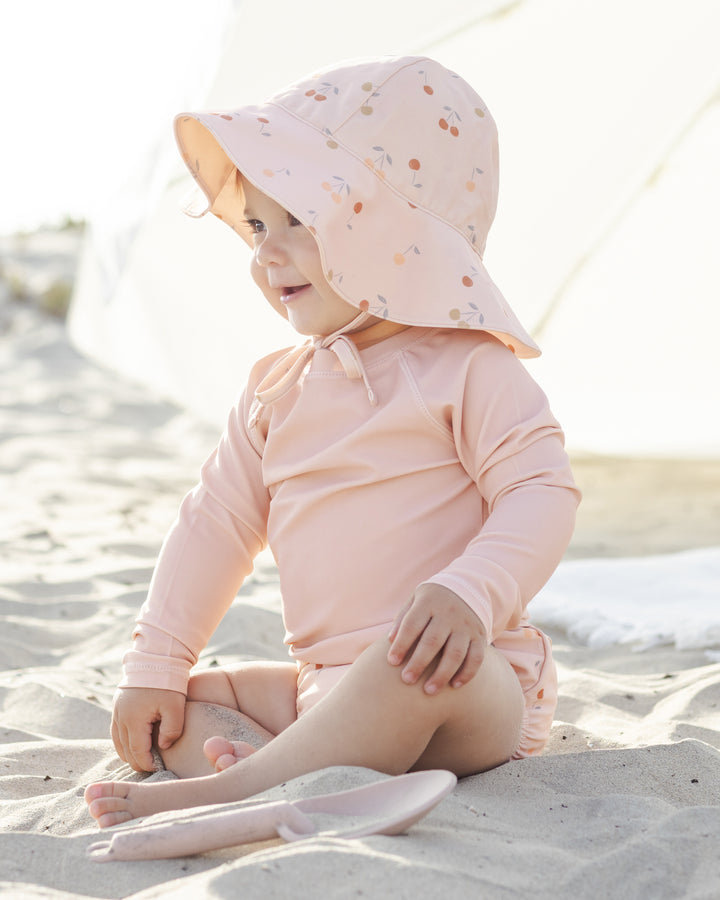 Quincy Mae Cherries Sun Hat rash guard model