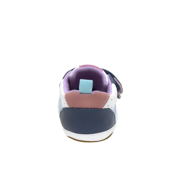 Robeez Valerie First Kicks back