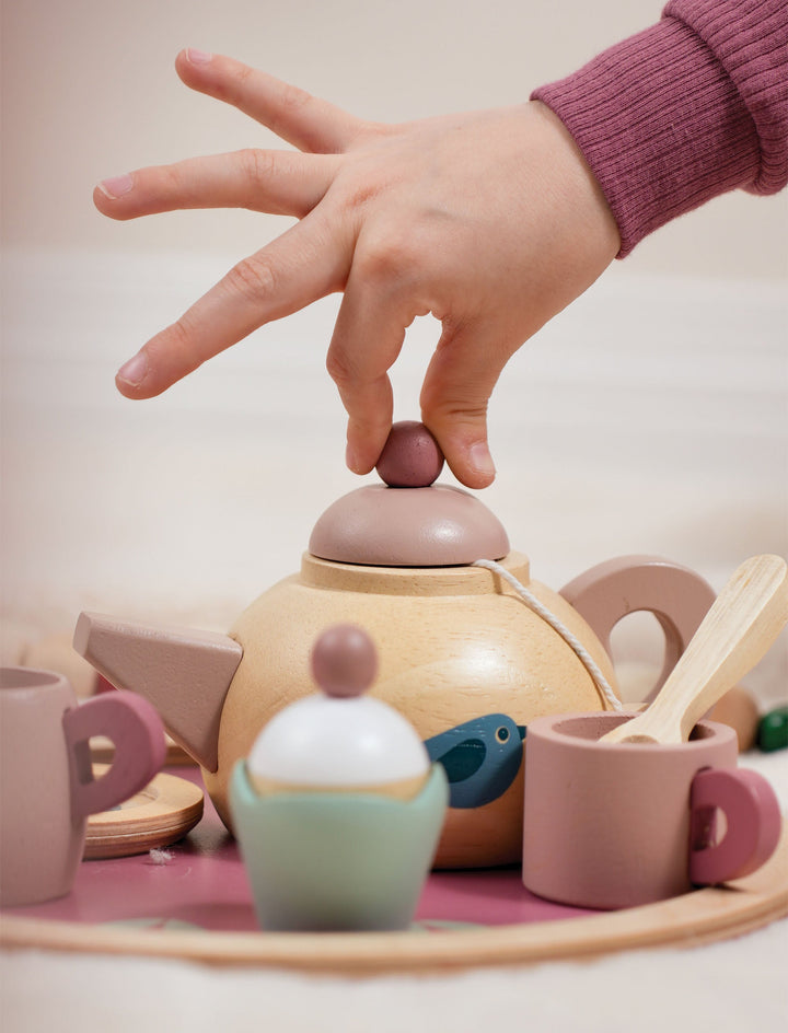 Tender Leaf Toys Birdie Tea Set  teapot