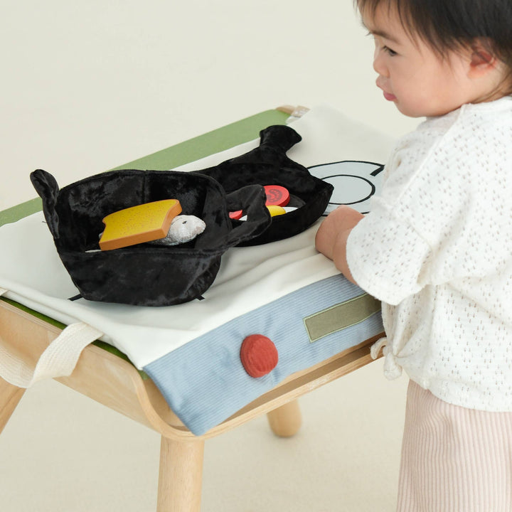 Little Lamb Kind Little Nomad Kitchen stove