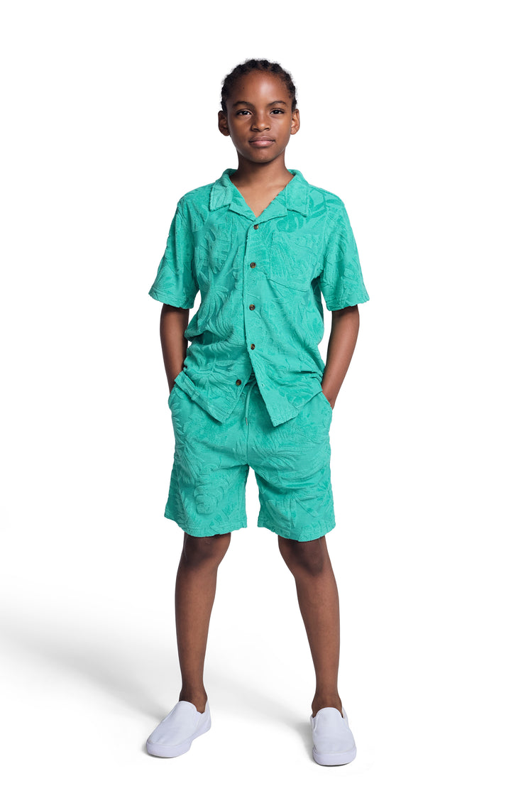  Appaman Emerald Resort Shorts  model standing