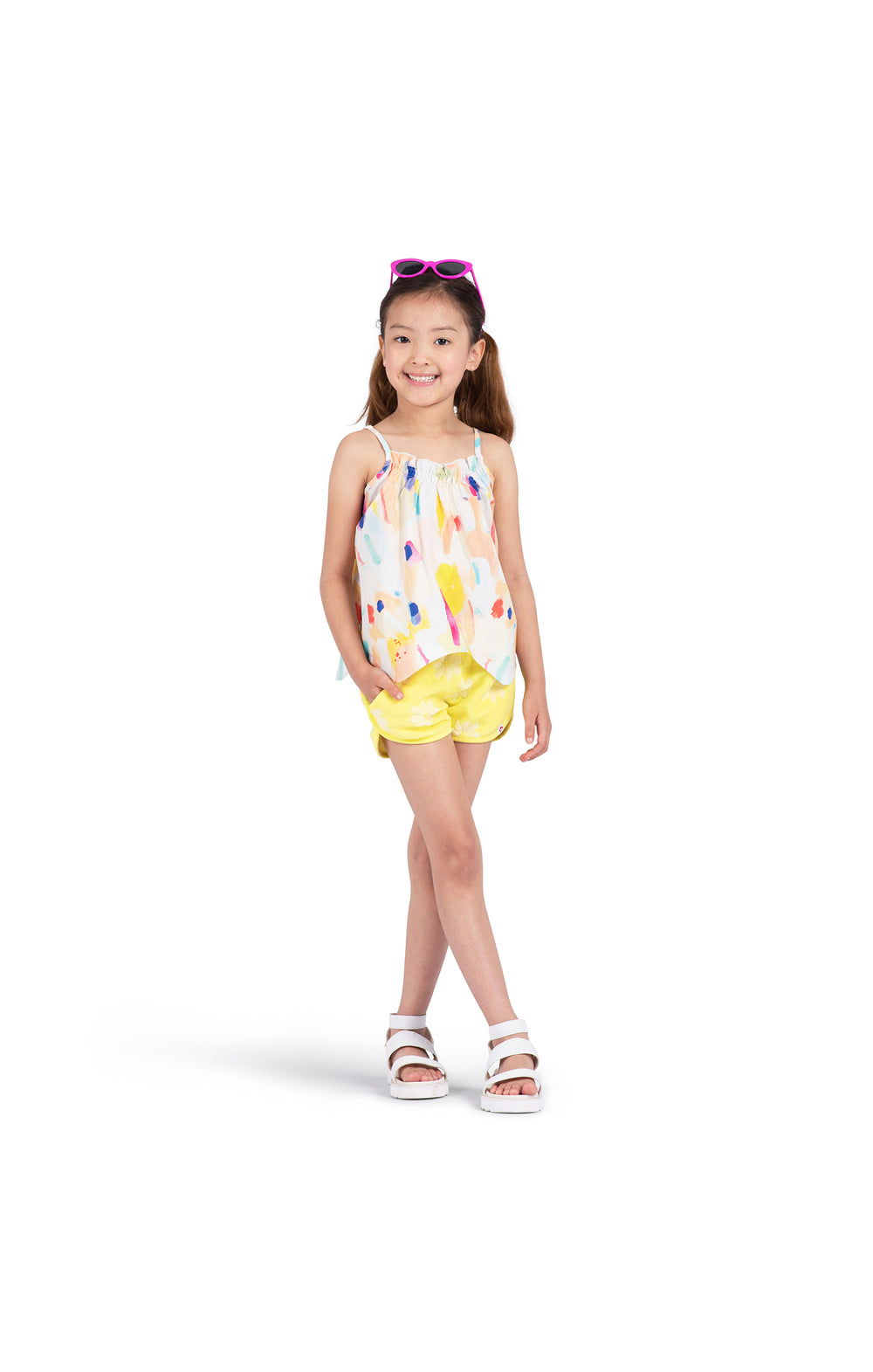 Appaman Sierra Shorts in Summer Daisy model