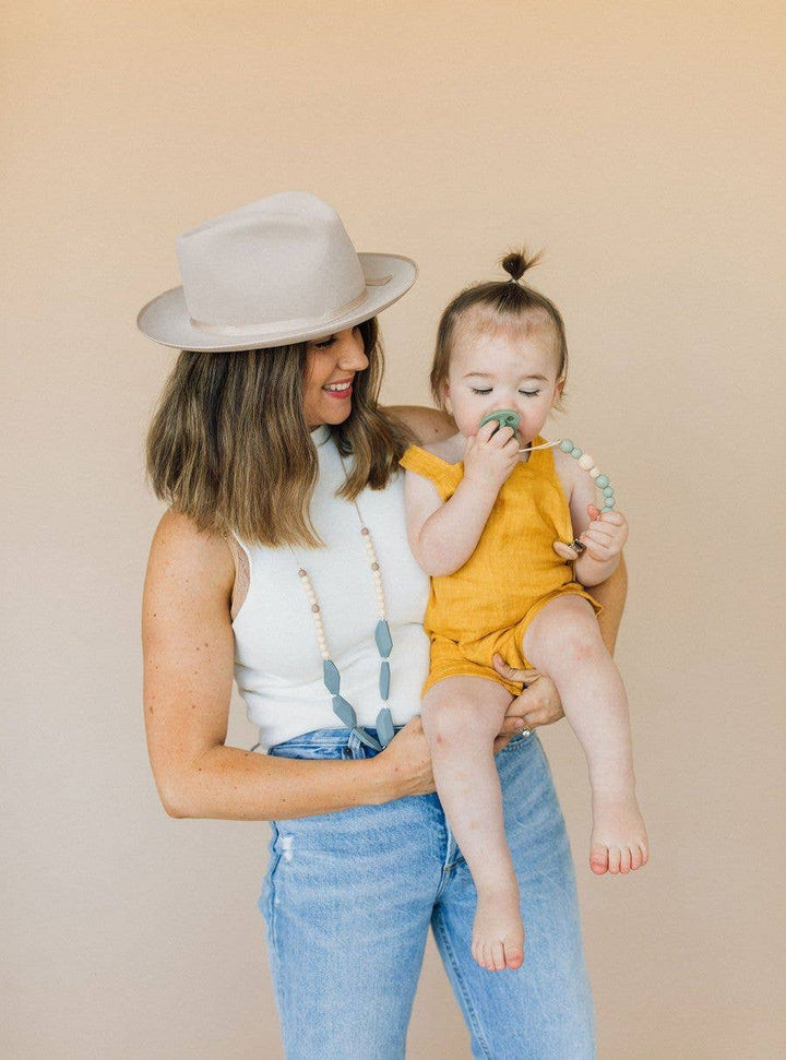 Chewable Charm The Emerson Teething Necklace too