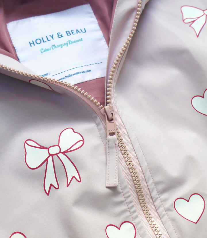 Holly & Beau Hearts & Bows Color Changing Raincoat zipper