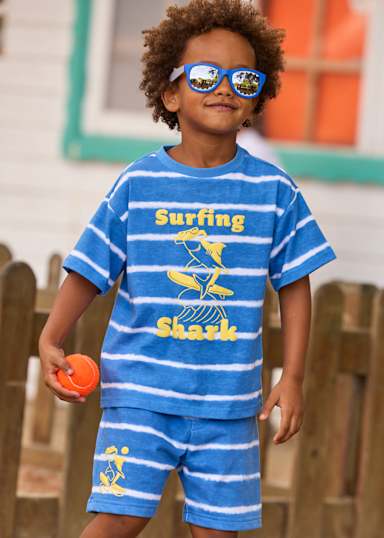 Mayoral Surfing Shark Shorts model