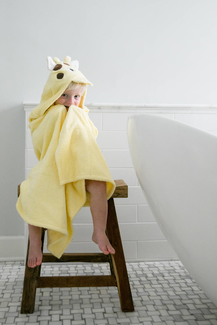 Yikes Twins Giraffe Hooded Towel bathroom