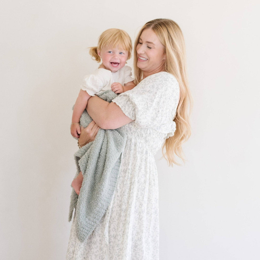 Saranoni Sage Bamboni Receiving Blanket mom
