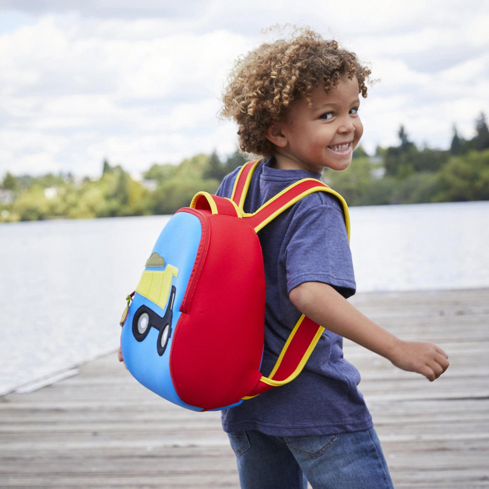 Dabawalla Dump Truck Backpack model