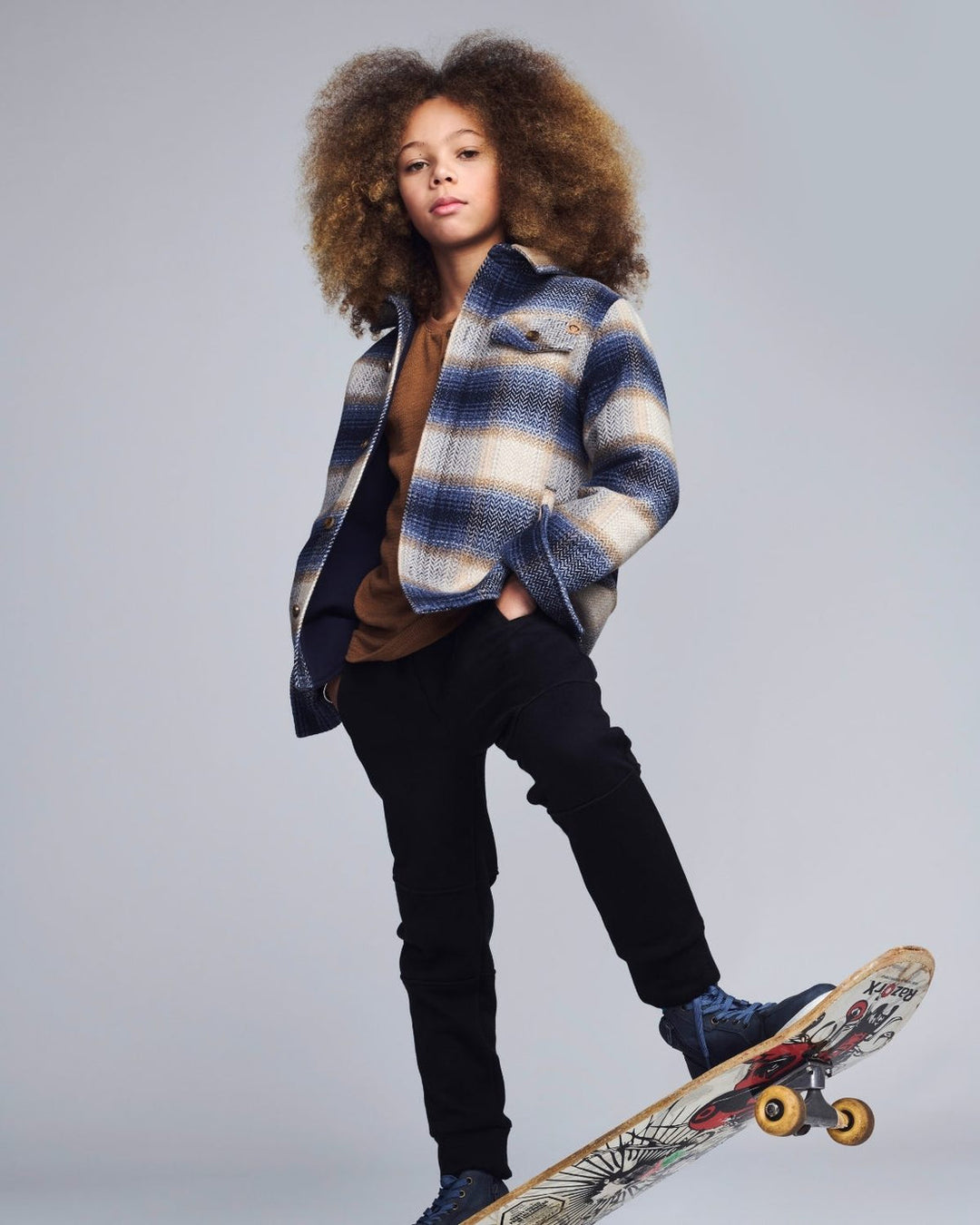 Appaman Blue Herringbone Glen Hooded Shirt model too