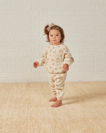 Quincy Mae Waffle Slouch Set in Honey Flower model