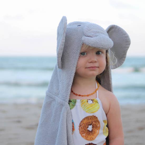 Yikes Twins Elephant Hooded Towel model