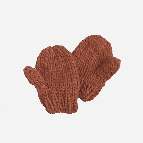 Classic Hand Knit Mittens in Cinnamon